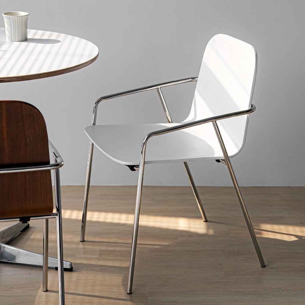 영가구마운틴 암체어 미드센추리 모던 원목 철제 디자인 카페 의자